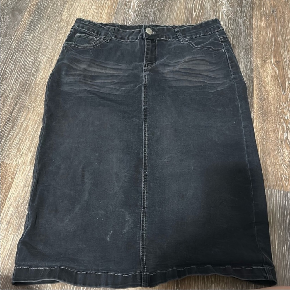 Size Large stretchy